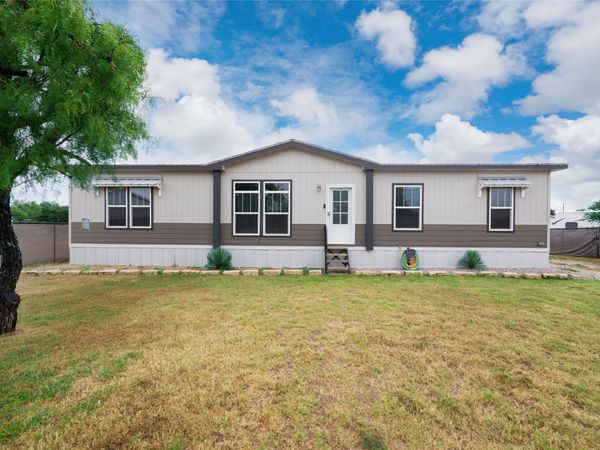 1106 Hi Line DR , Buchanan Dam, TX 78609