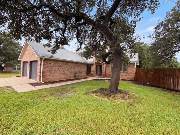 1517 River Oak DR, Leander, TX 78641