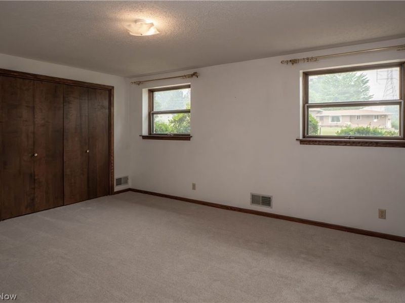 2421 Fairview Road , Uniontown, OH 44685 Photo 36