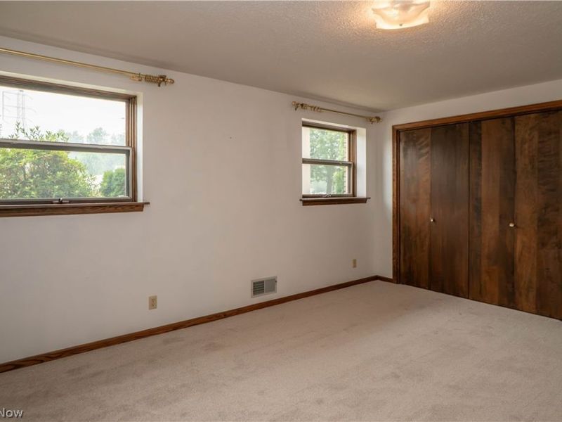2421 Fairview Road, Uniontown, OH 44685 Photo 37