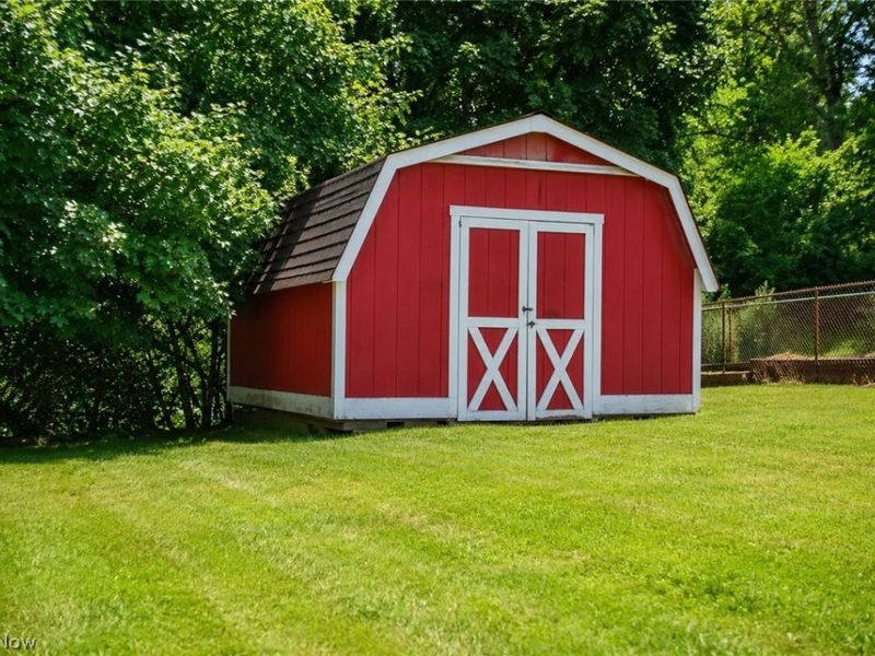 2421 Fairview Road, Uniontown, OH 44685 Photo 45