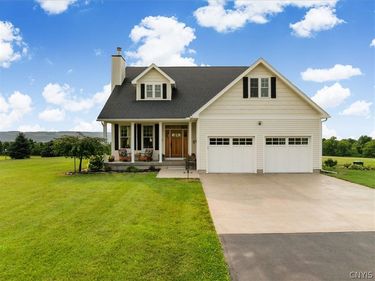 6575 Sullivan Road, Munnsville, NY 13409