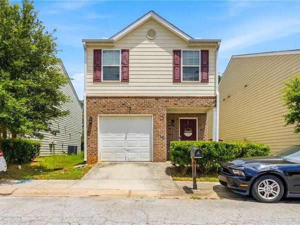 2088 Belmont Circle , Conyers, GA 30012