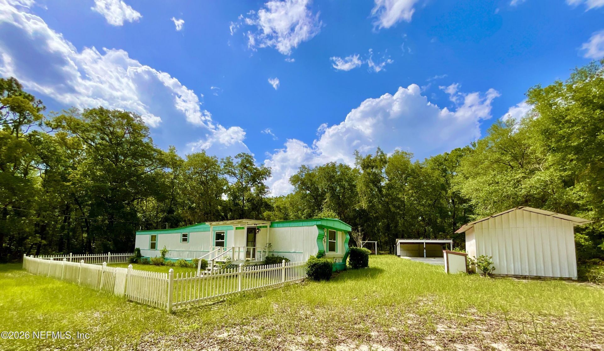 8232 Swan Lake Road, Melrose, FL 32666 Photo