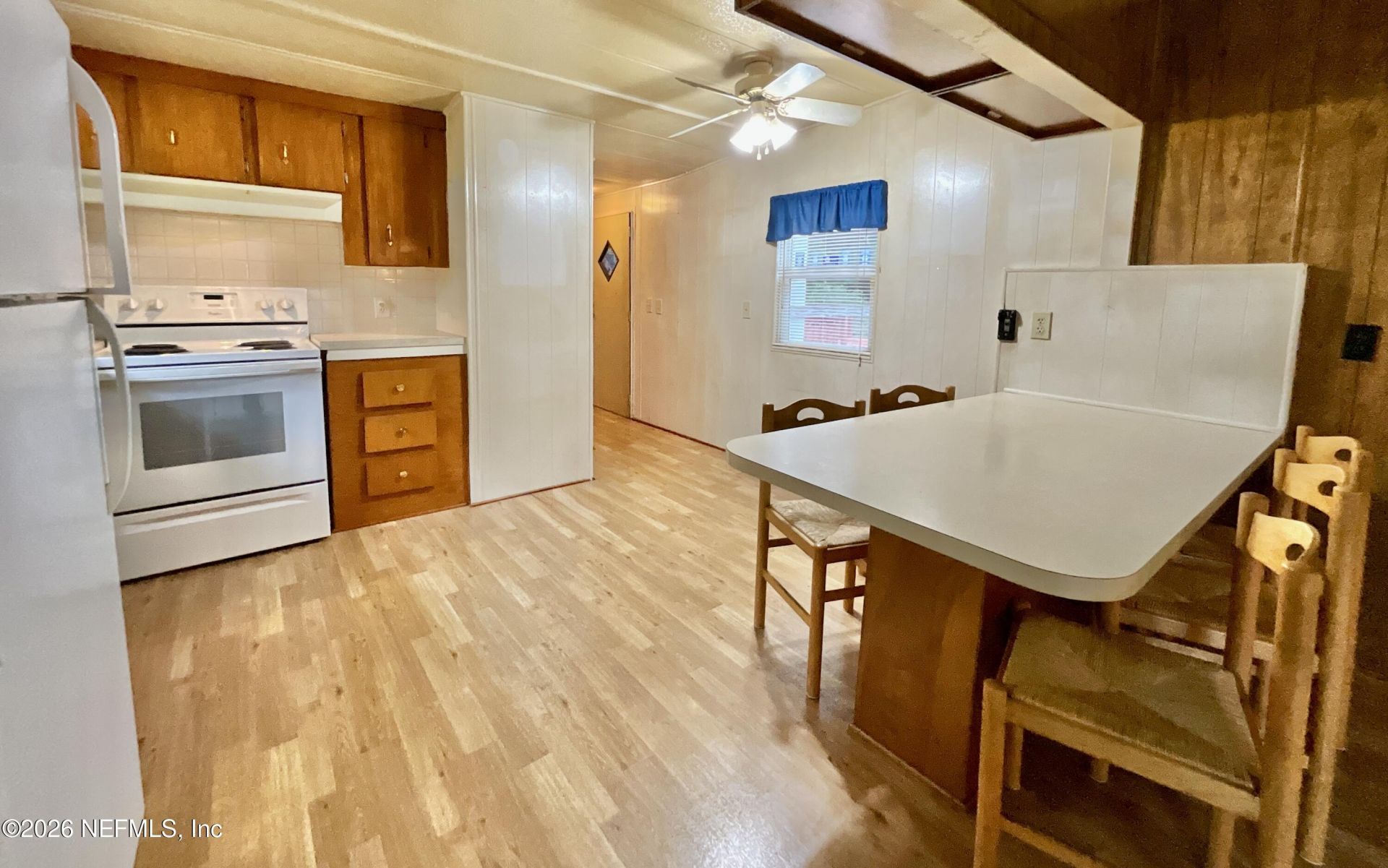 8232 Swan Lake Road, Melrose, FL 32666 Photo