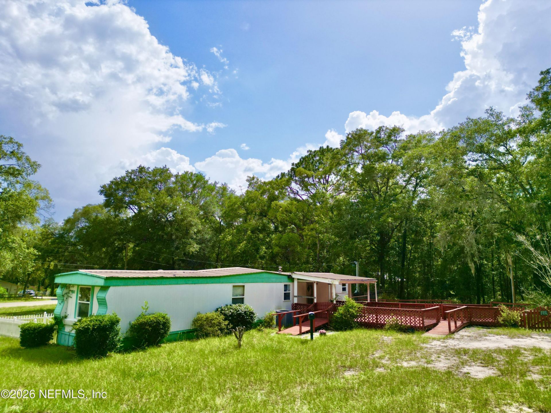 8232 Swan Lake Road, Melrose, FL 32666 Photo