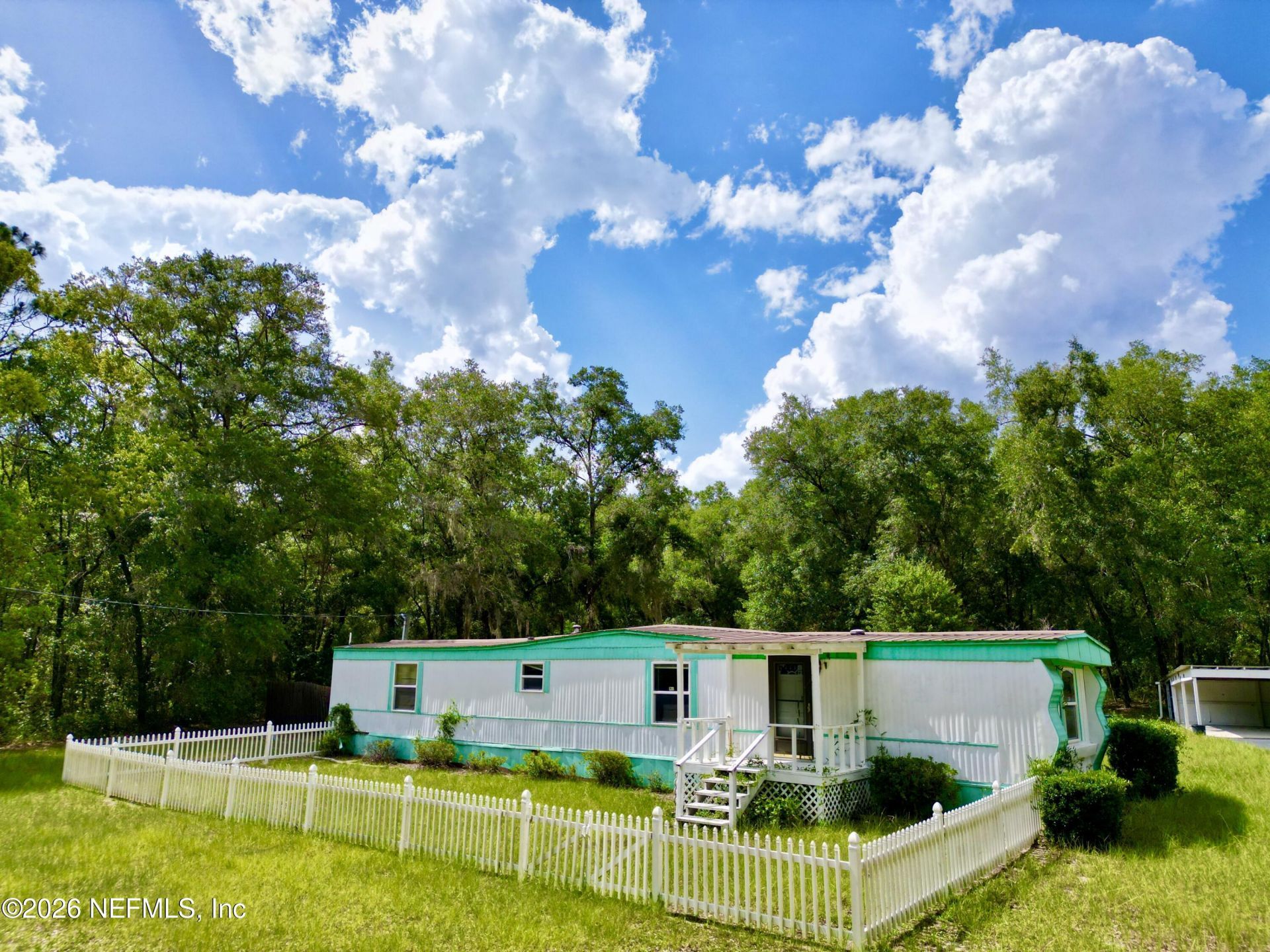 8232 Swan Lake Road, Melrose, FL 32666 Photo