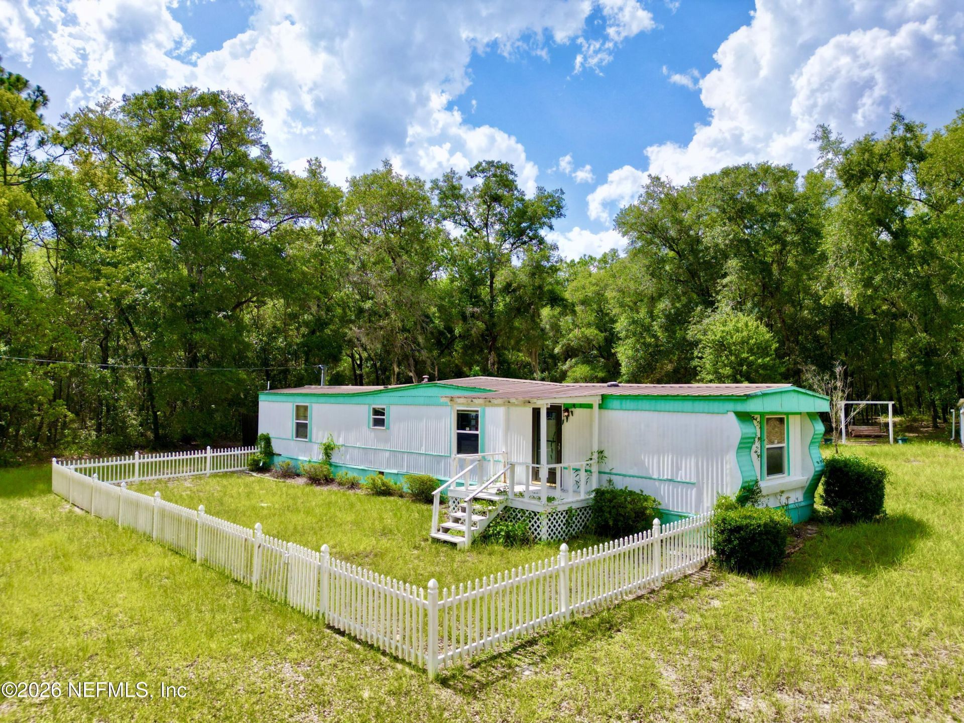 8232 Swan Lake Road, Melrose, FL 32666 Photo