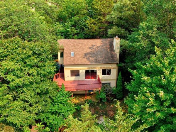 1170 LINCOLNSHIRE DR, ROCKINGHAM, VA 22802