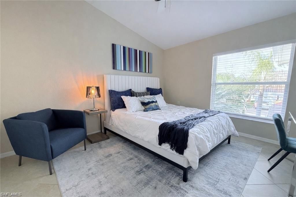 5640 Northboro Dr , Unit 201, Naples, FL 34110 Photo