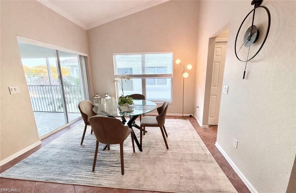 5640 Northboro Dr , Unit 201, Naples, FL 34110 Photo