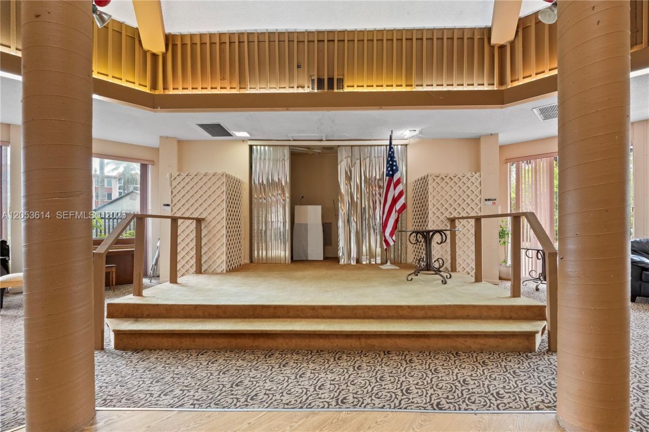 5950 Del Lago Cir, Unit 106, Sunrise, FL 33313 Photo
