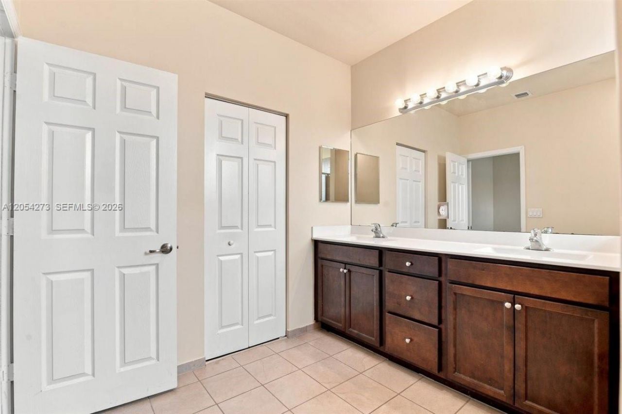 3787 SE 2nd St, Homestead, FL 33033 Photo