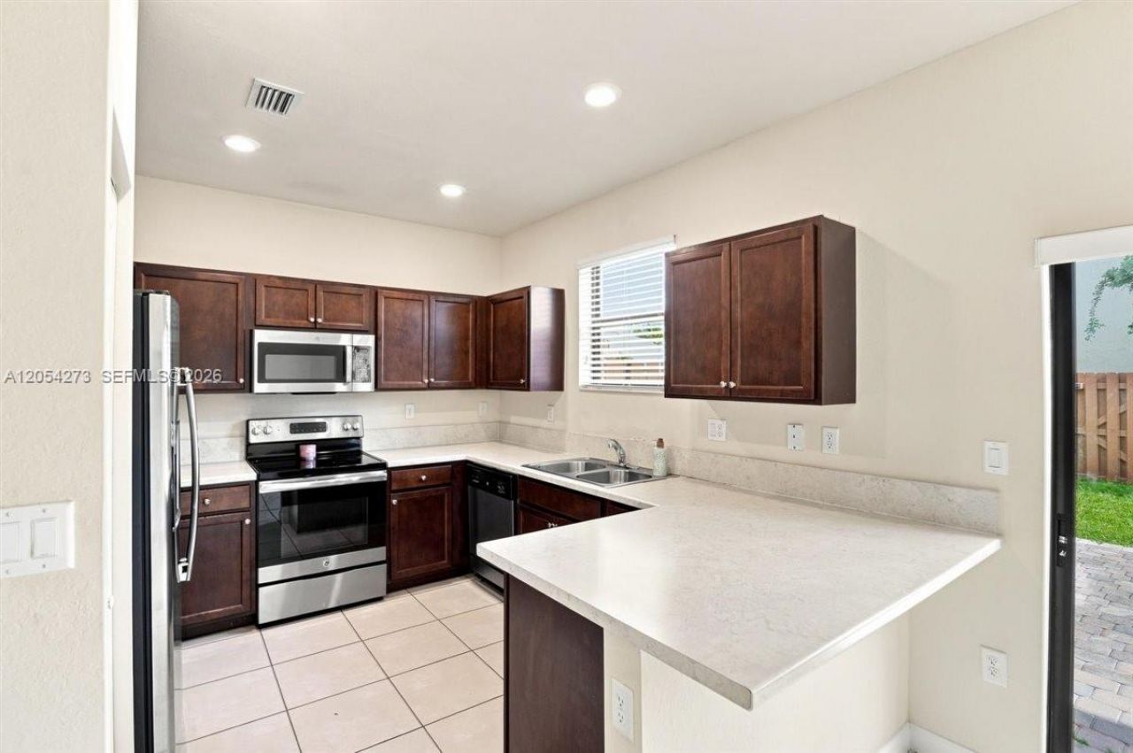 3787 SE 2nd St, Homestead, FL 33033 Photo