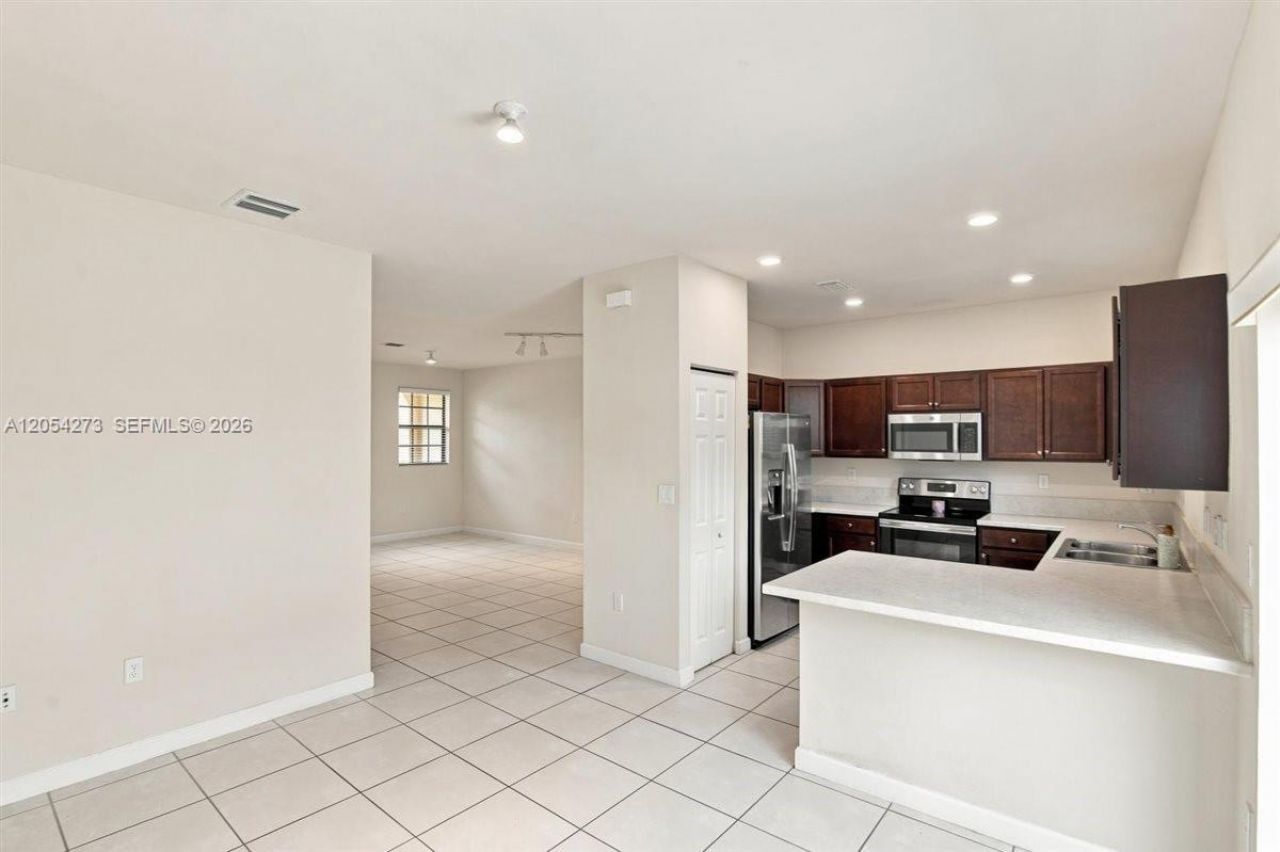3787 SE 2nd St, Homestead, FL 33033 Photo