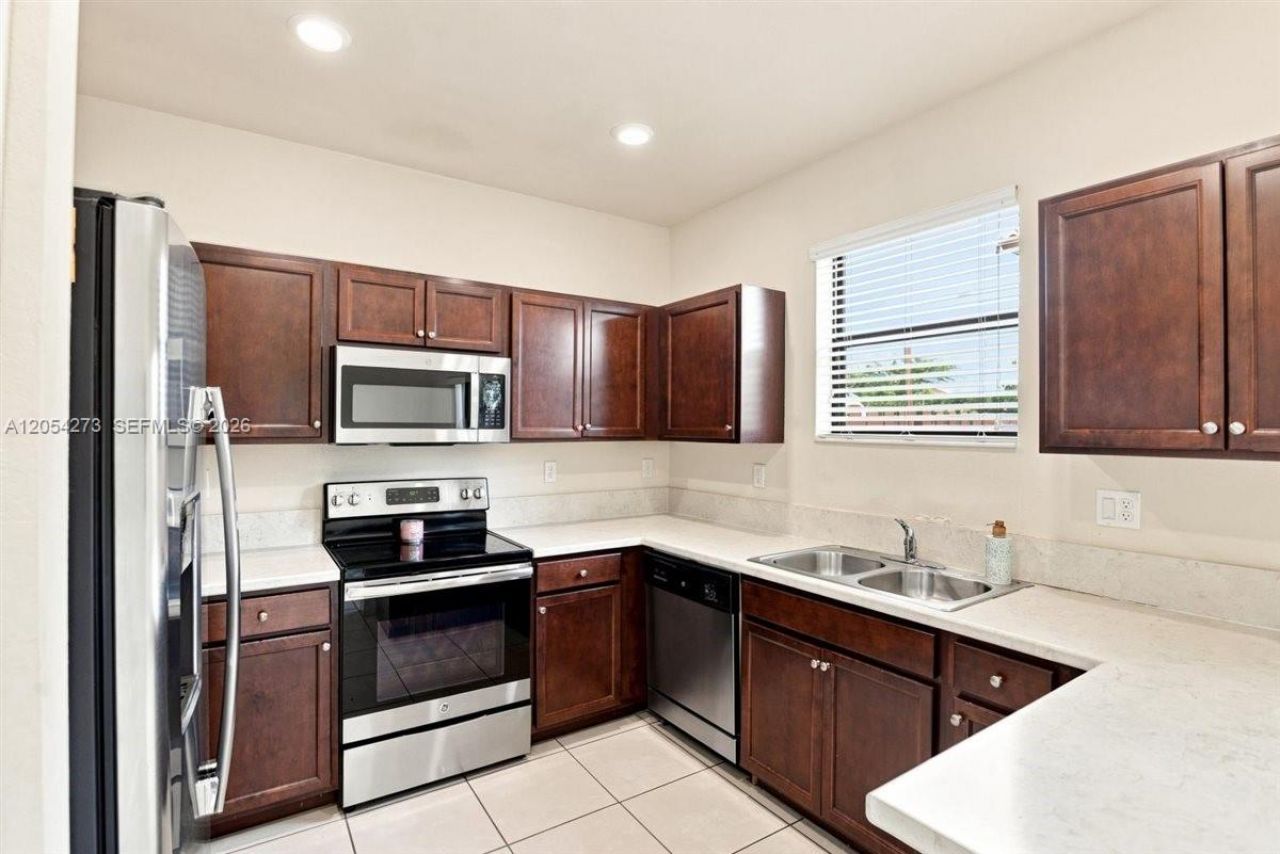 3787 SE 2nd St, Homestead, FL 33033 Photo