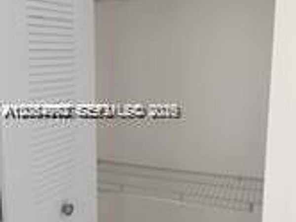 620 NE 178th St, Unit B, Miami, FL 33162