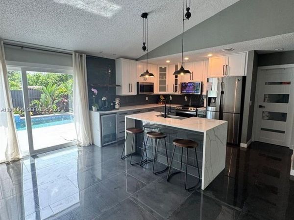 3415 55th Dr E , Bradenton, FL 34203