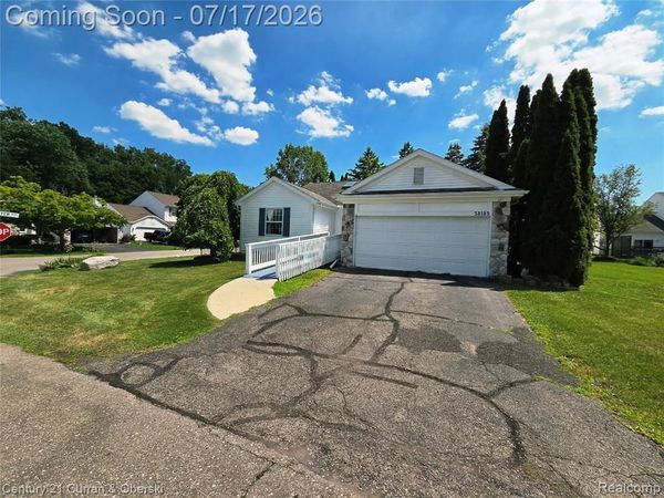 38185 Palmateer Road, Westland, MI 48186