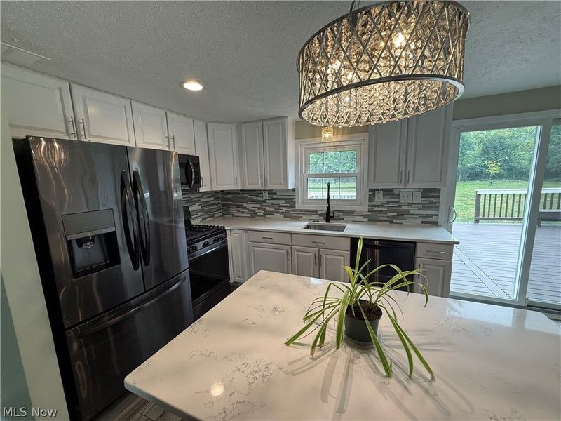 5075 Jaycox Road, North Ridgeville, OH 44039 Photo 3
