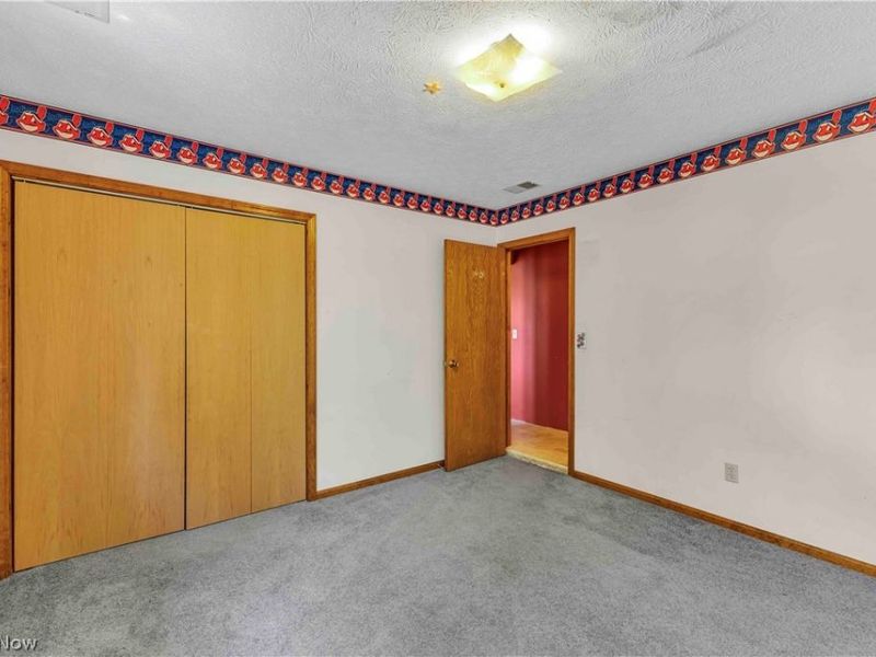 8935 Oberlin Road , Elyria, OH 44035 Photo 13