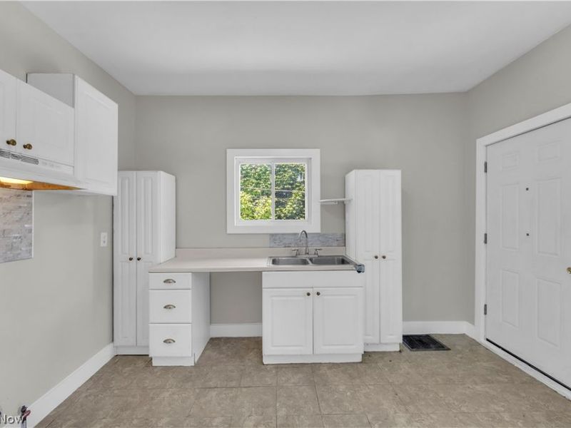 4314 Archwood Avenue , Unit 1/DN, Cleveland, OH 44109 Photo 7