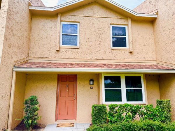 820 PARK LAKE CIRCLE , Unit 11, MAITLAND, FL 32751