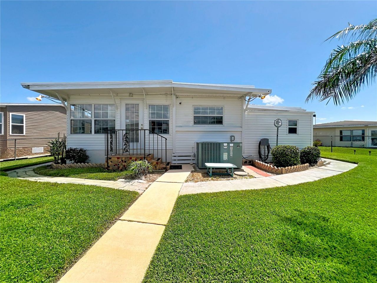 30041 Wausaukee Drive , Tavares, FL 32778 Photo