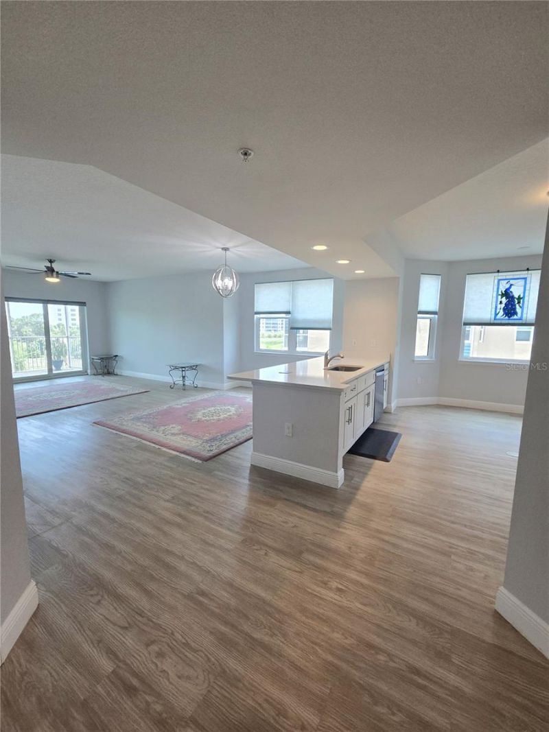 960 Starkey Road, Unit 9206, Largo, FL 33771 Photo