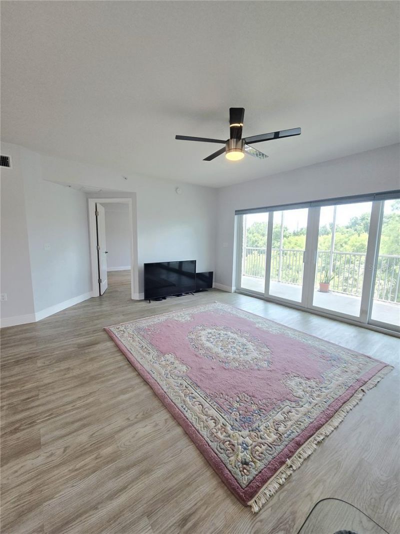 960 Starkey Road, Unit 9206, Largo, FL 33771 Photo