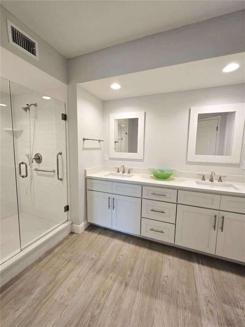 960 Starkey Road, Unit 9206, Largo, FL 33771 Photo
