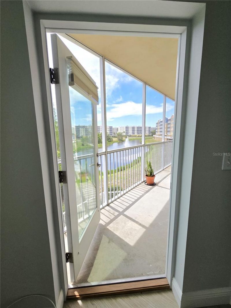 960 Starkey Road, Unit 9206, Largo, FL 33771 Photo