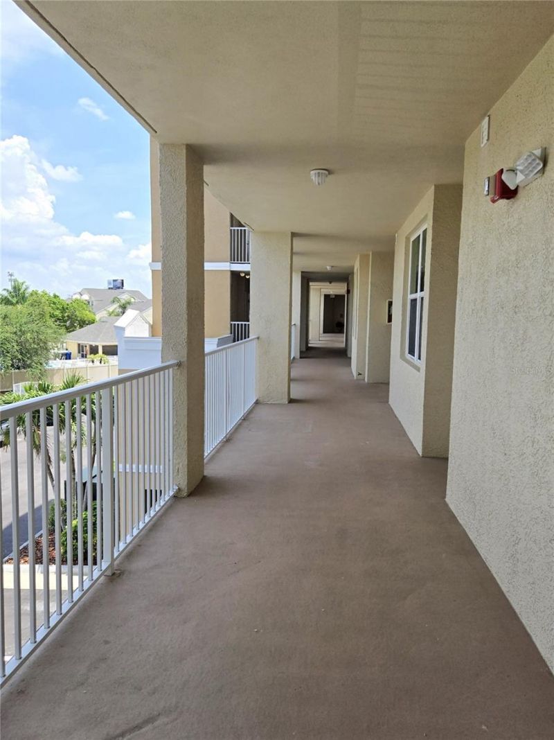 960 Starkey Road, Unit 9206, Largo, FL 33771 Photo