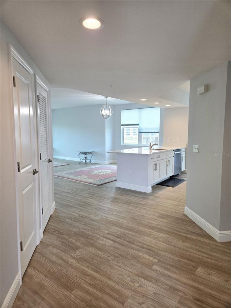 960 Starkey Road, Unit 9206, Largo, FL 33771 Photo