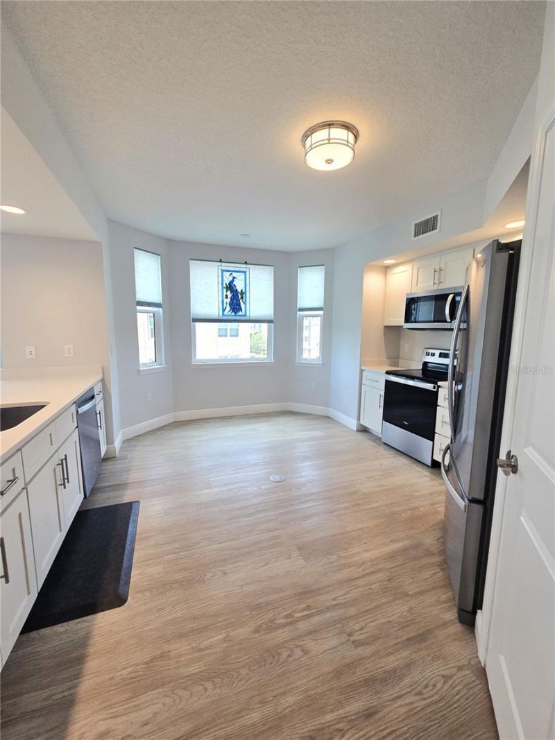 960 Starkey Road, Unit 9206, Largo, FL 33771 Photo