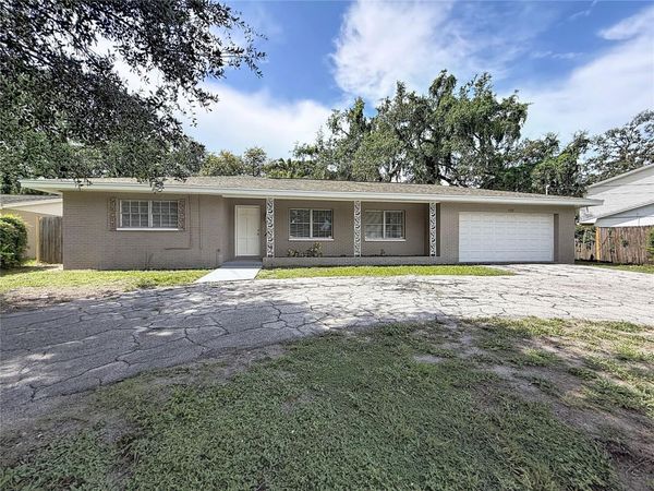 7123 WOODFIELD DRIVE , TAMPA, FL 33617