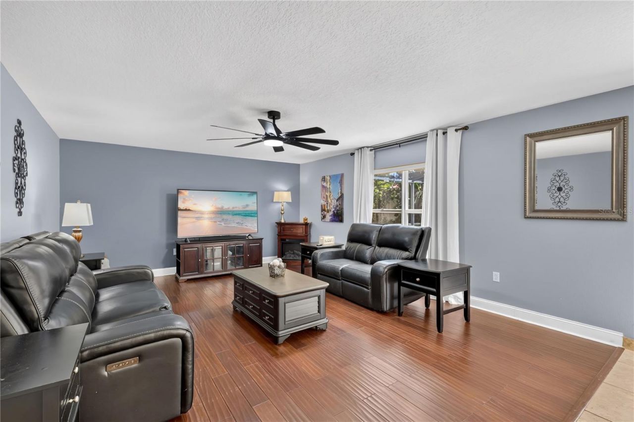 4912 Newton Court , Saint Cloud, FL 34771 Photo