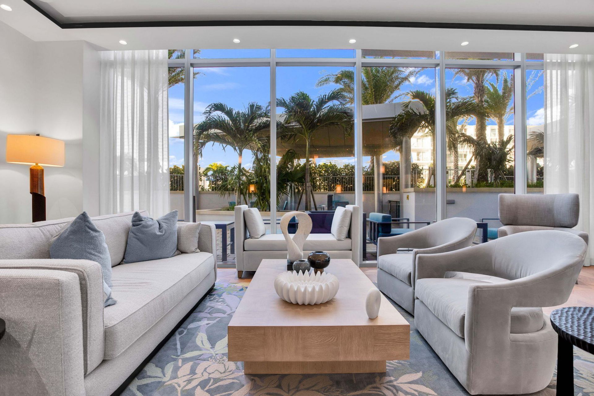 153 N Seabreeze Boulevard, Unit 1601, Fort Lauderdale, FL 33304 Photo