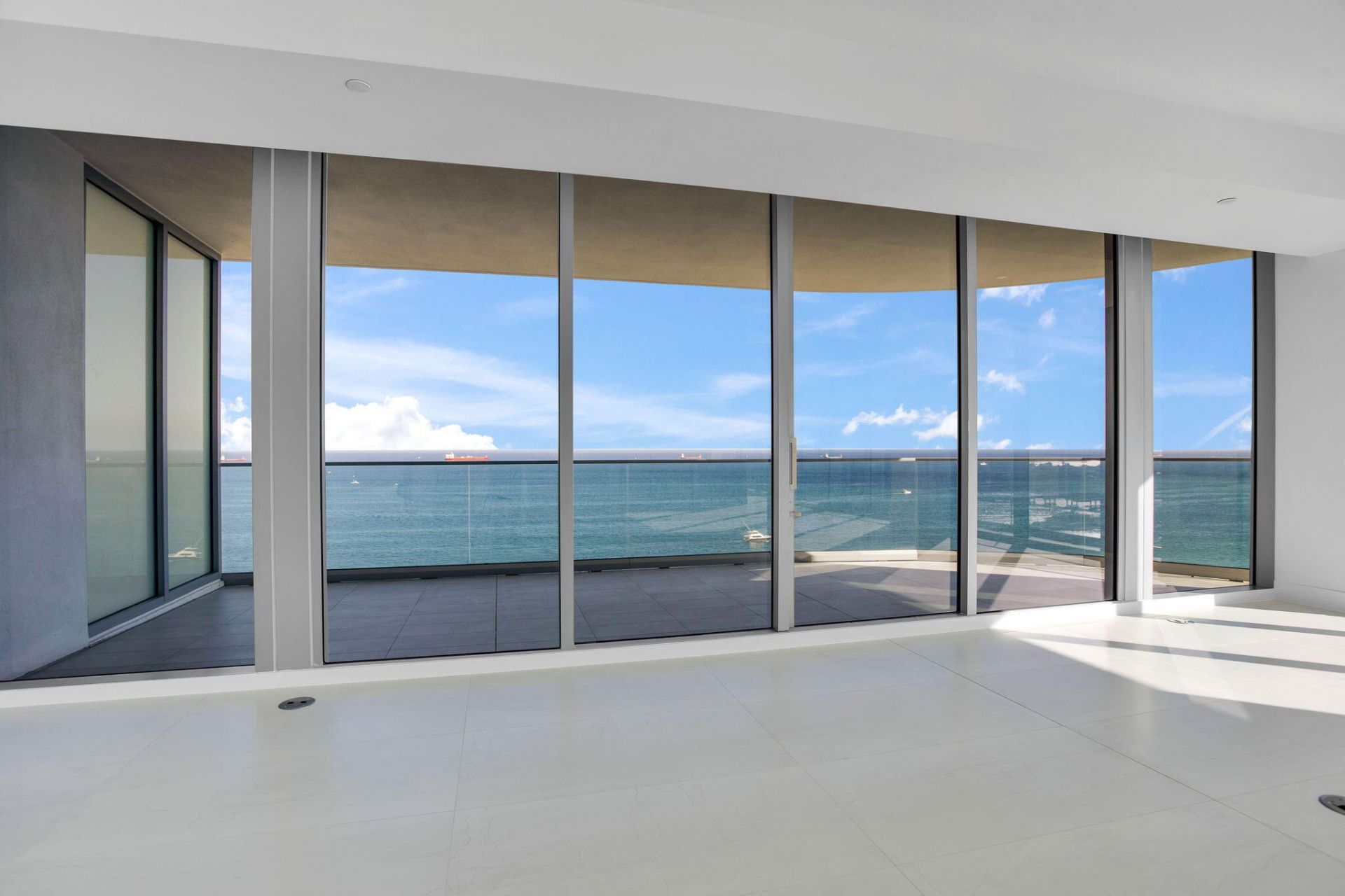 153 N Seabreeze Blvd, Unit 1602, Fort Lauderdale, FL 33304 Photo