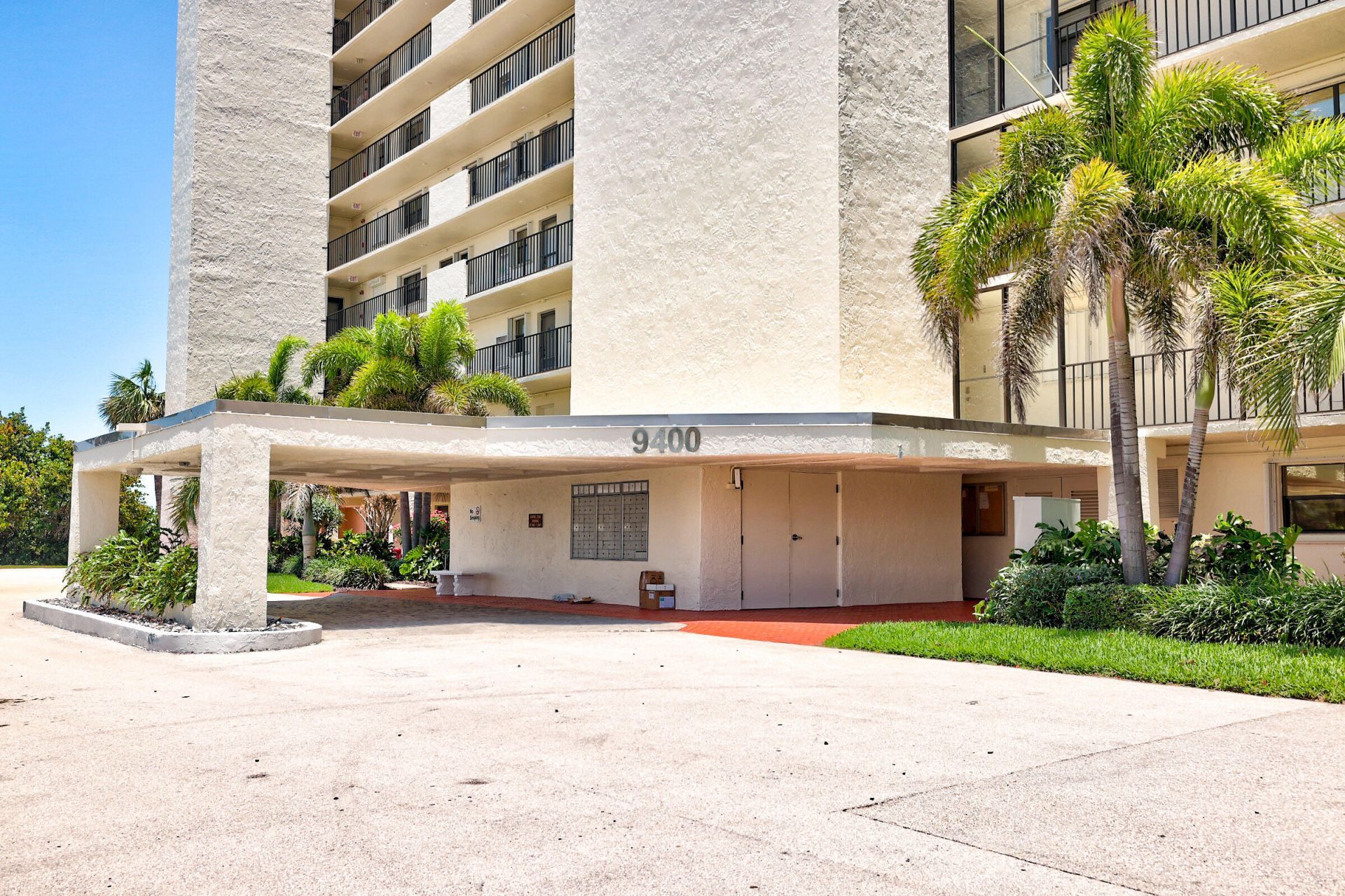 9400 S Ocean Drive, Unit 807, Jensen Beach, FL 34957 Photo