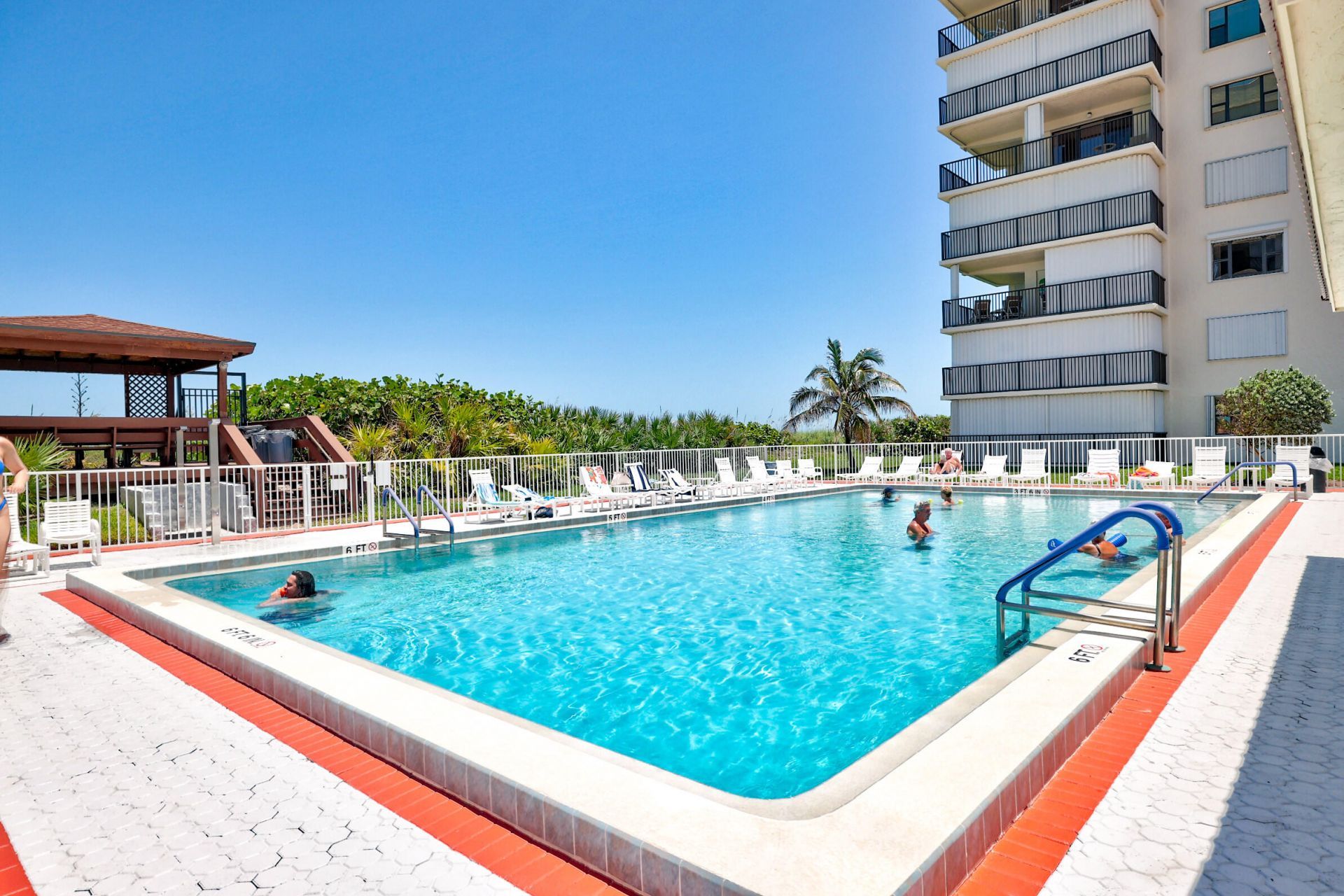 9400 S Ocean Drive, Unit 807, Jensen Beach, FL 34957 Photo