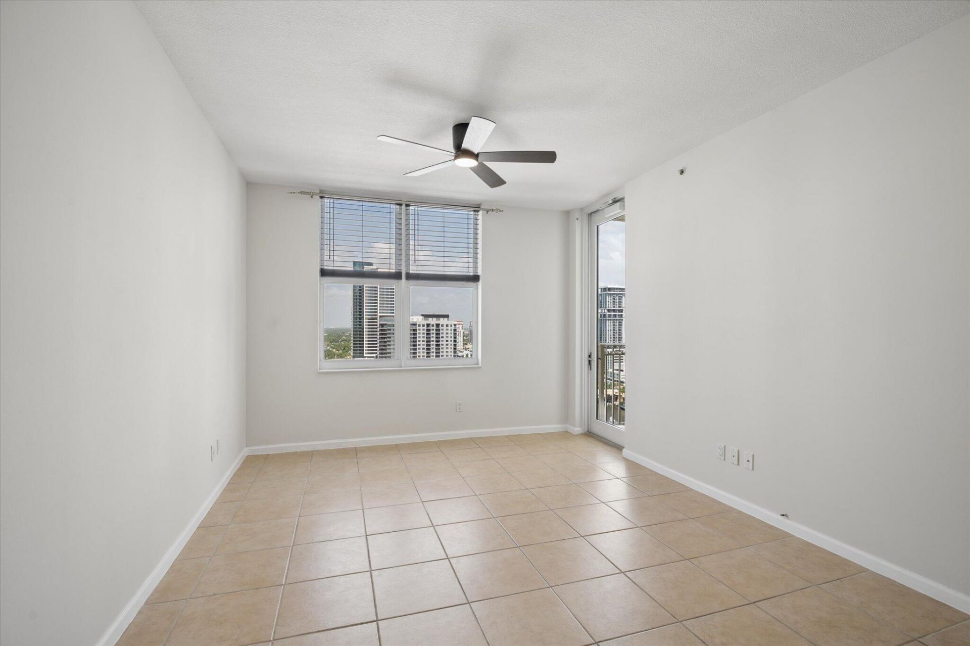 511 SE 5th Avenue, Unit 2115, Fort Lauderdale, FL 33301 Photo