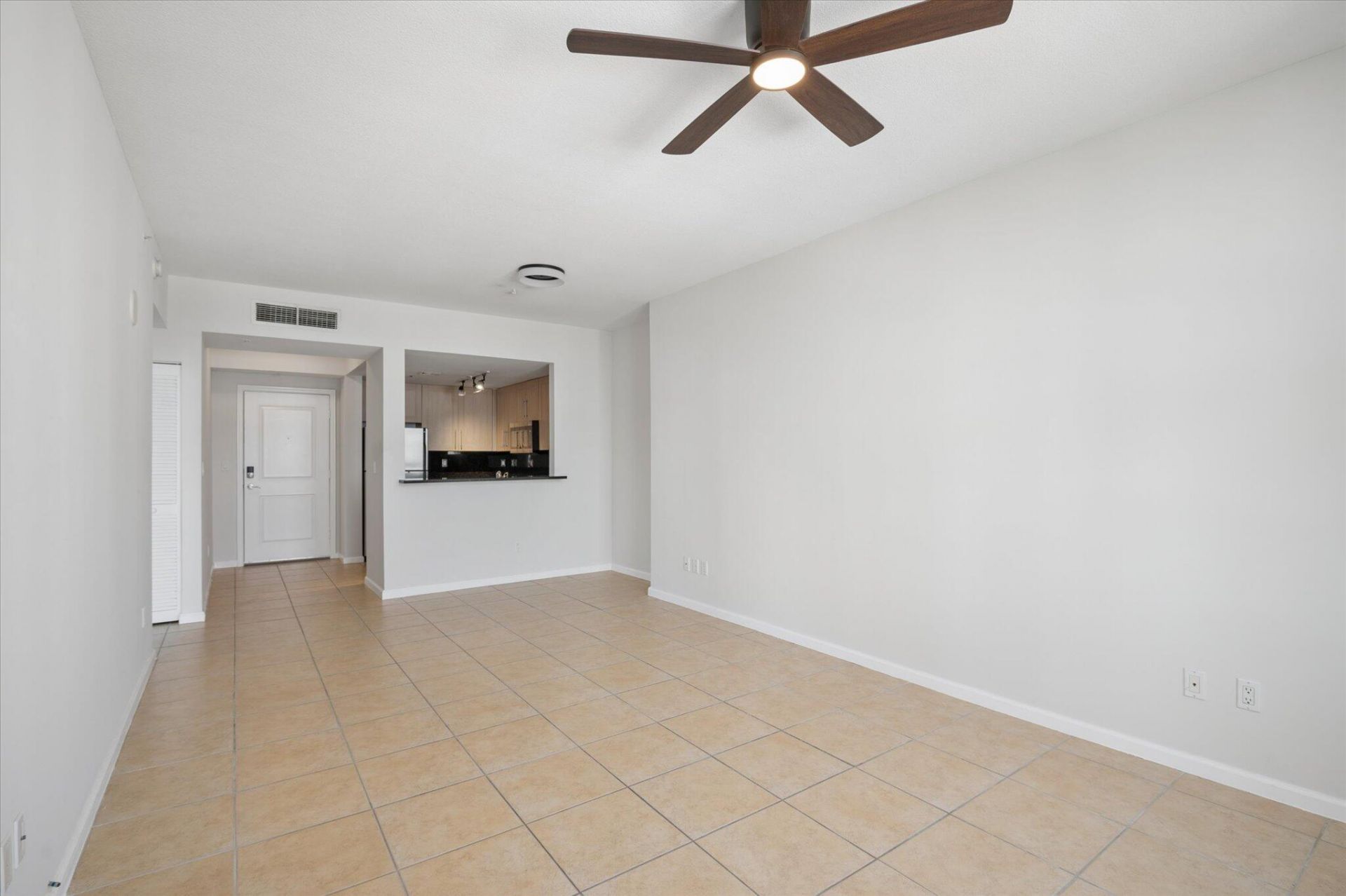 511 SE 5th Avenue, Unit 2115, Fort Lauderdale, FL 33301 Photo