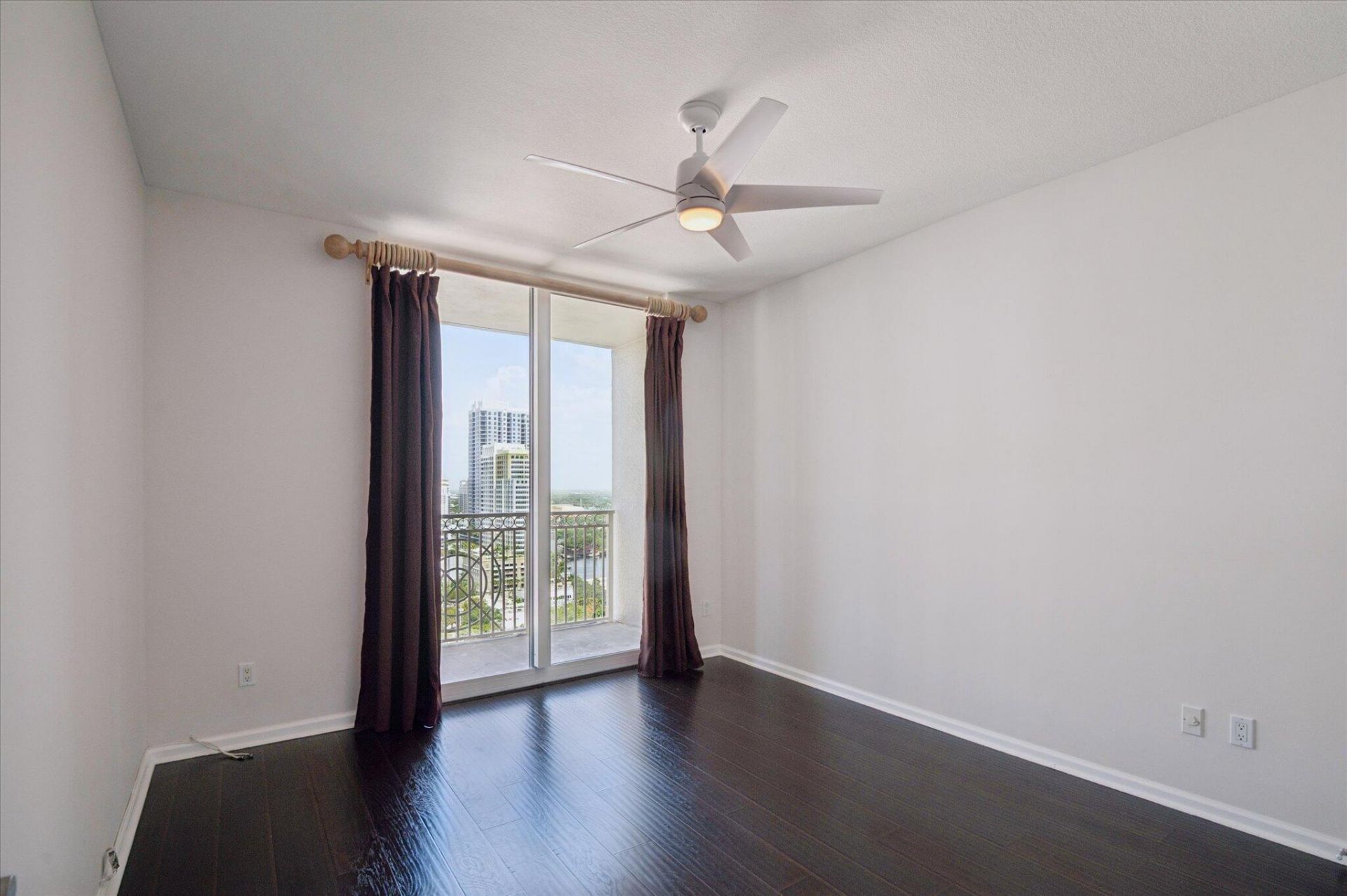 511 SE 5th Avenue, Unit 2115, Fort Lauderdale, FL 33301 Photo