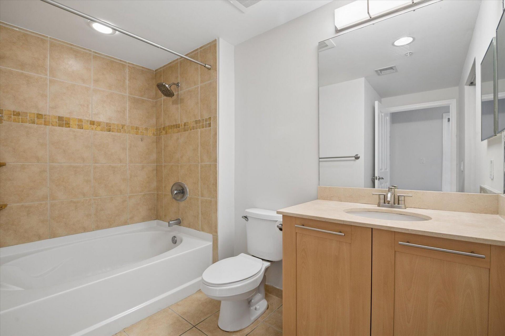 511 SE 5th Avenue, Unit 2115, Fort Lauderdale, FL 33301 Photo