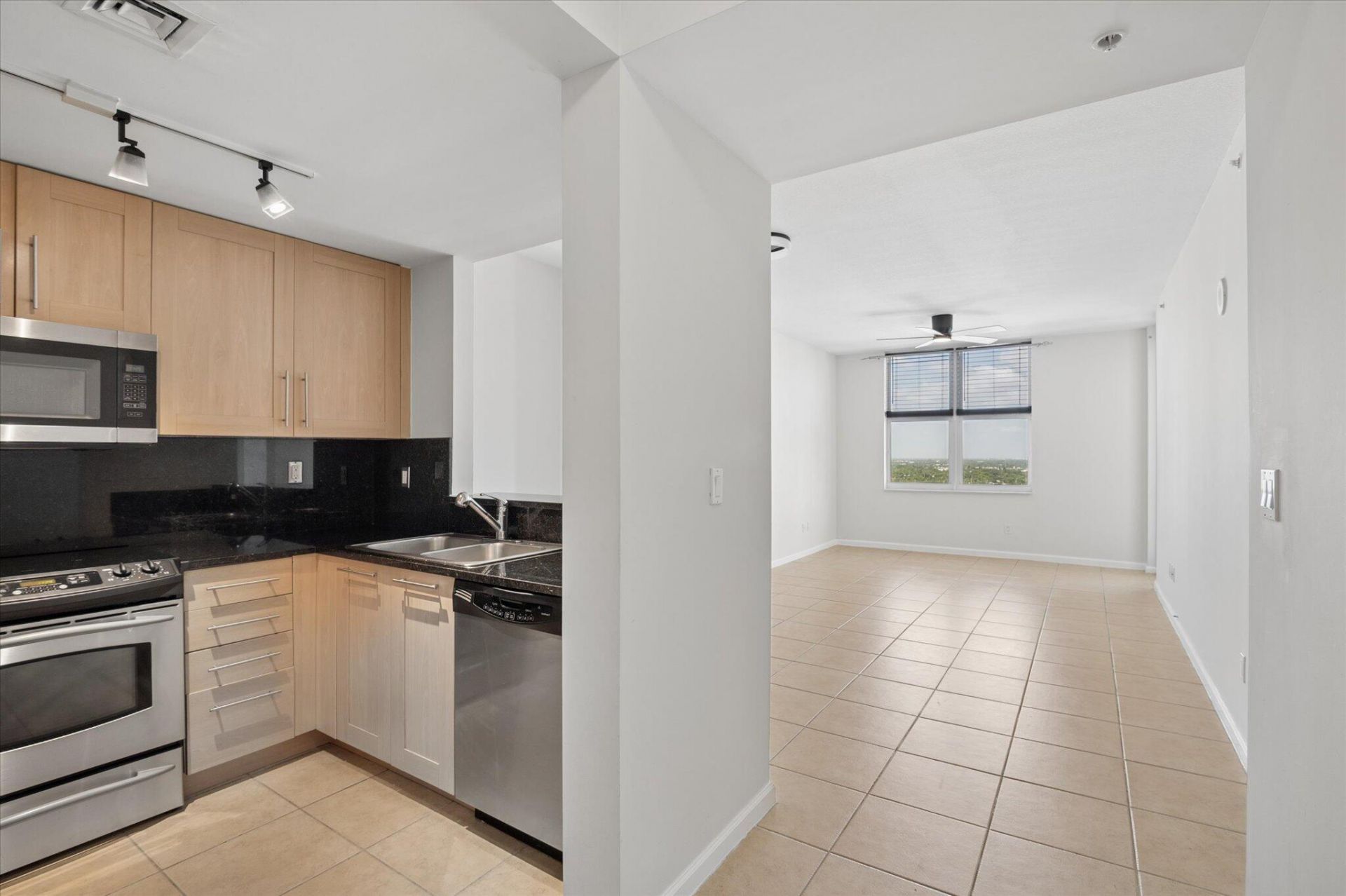 511 SE 5th Avenue, Unit 2115, Fort Lauderdale, FL 33301 Photo