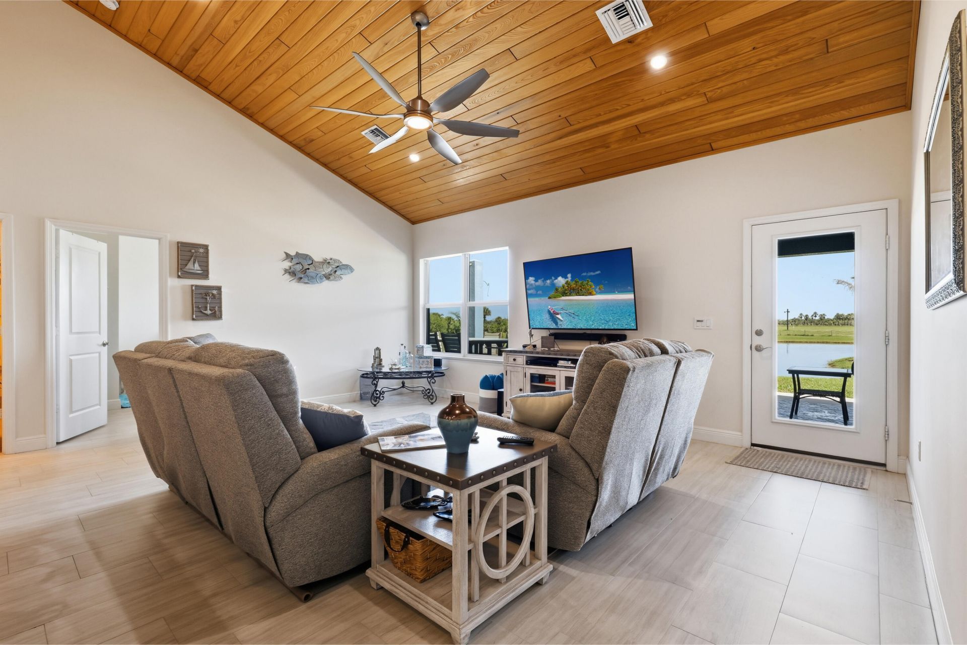 18601 Orange Avenue, Fort Pierce, FL 34945 Photo