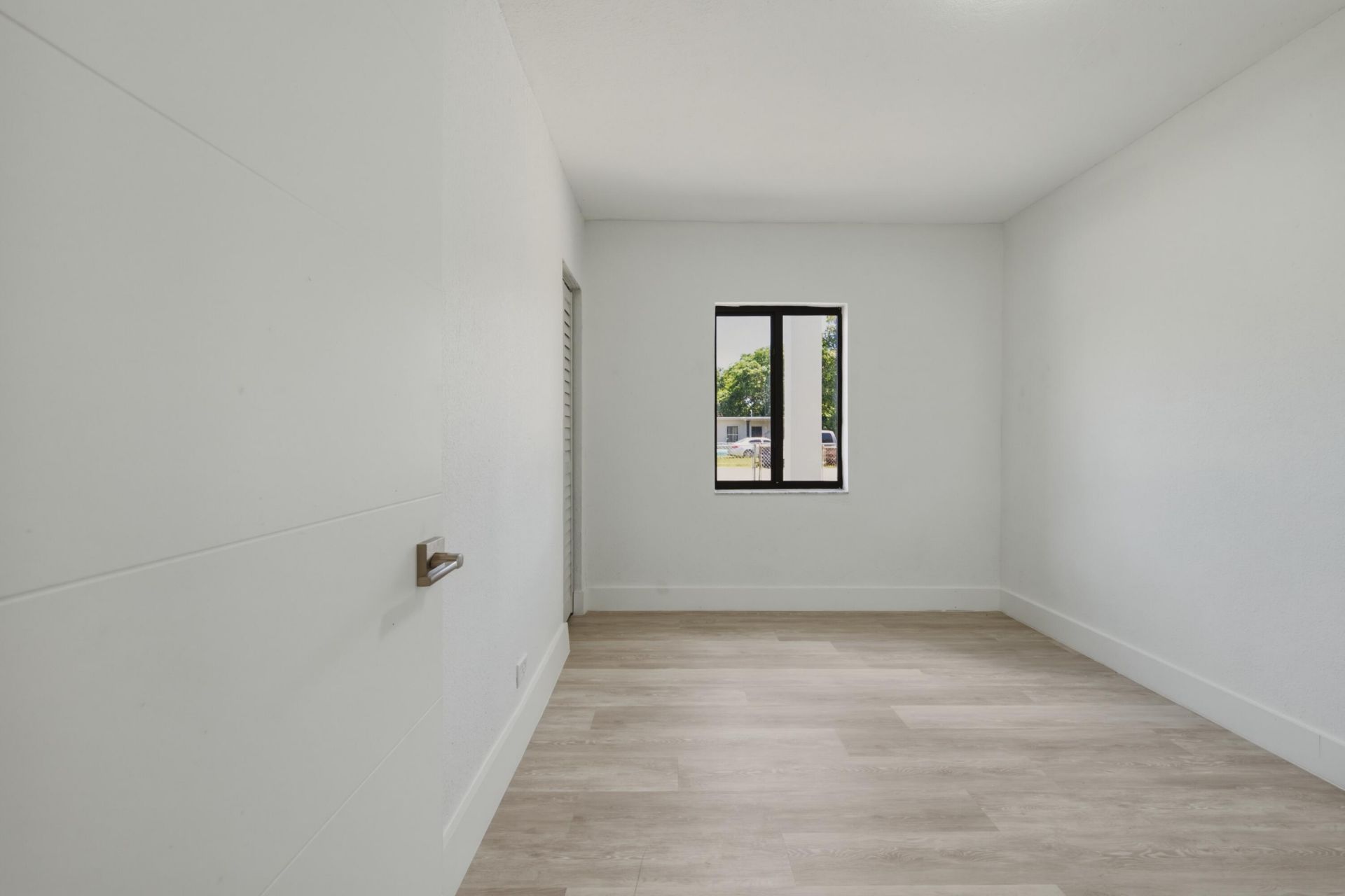 2405 NW 159th Road, Miami Gardens, FL 33054 Photo
