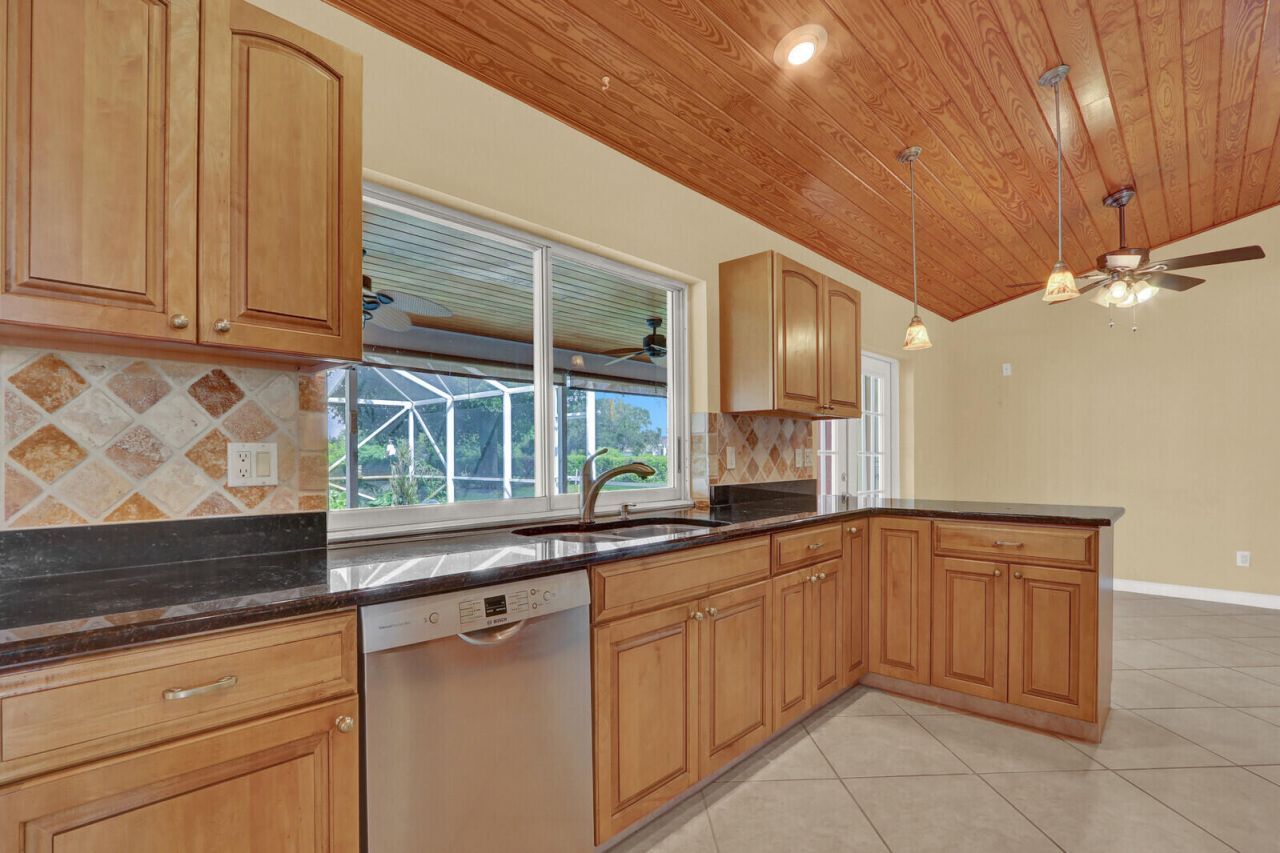 249 Fairway W, Tequesta, FL 33469 Photo