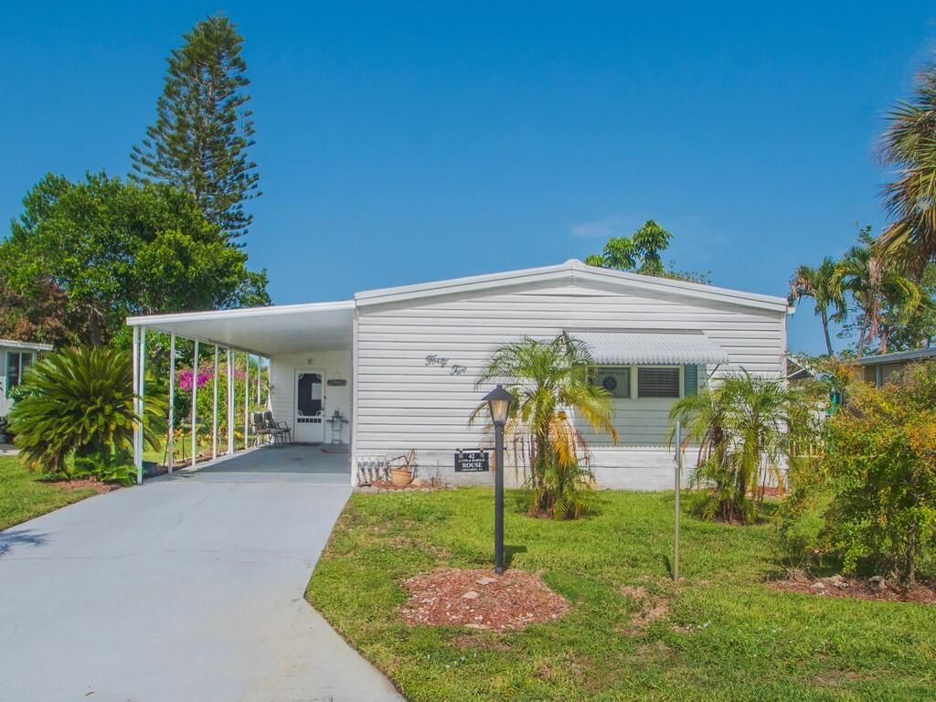 42 Village Lane, Jensen Beach, FL 34957 Photo